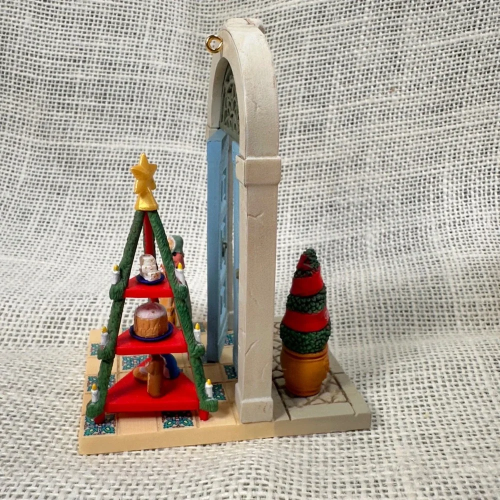 Hallmark Keepsake Ornament Italy Doorways Around the World 2010 Tom‎ Best w/Box